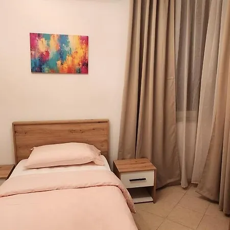 College * Дуррес