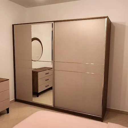 College Appartement Durrës